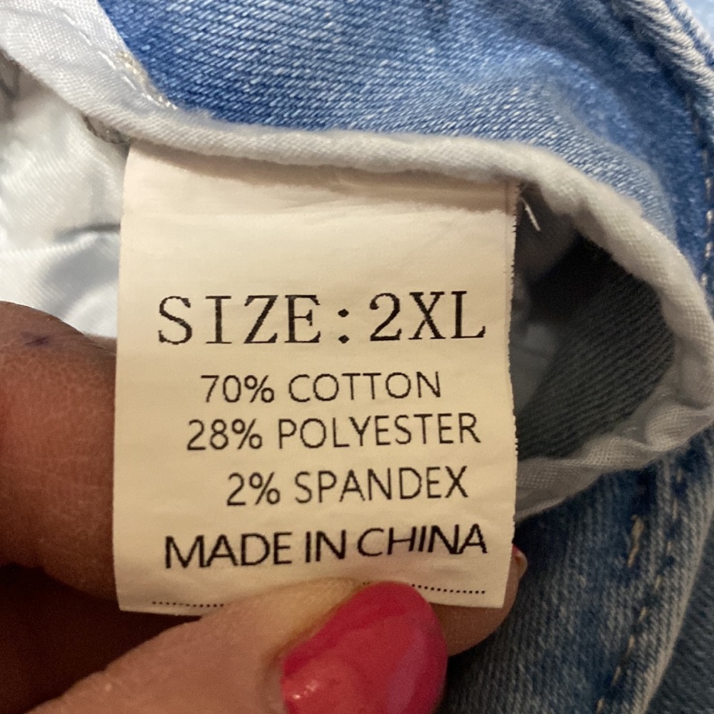 NWOT Size 2XL Button Fly Light Blue Women's Jeans! - Picture 6 of 8